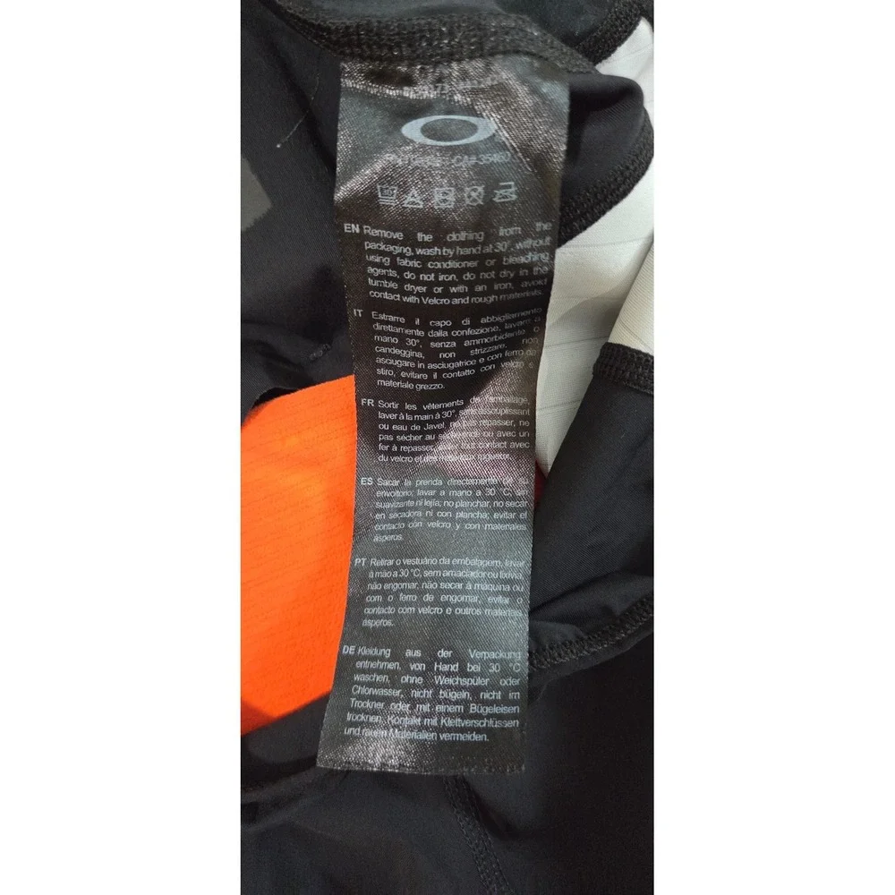 Oakley endurance mix